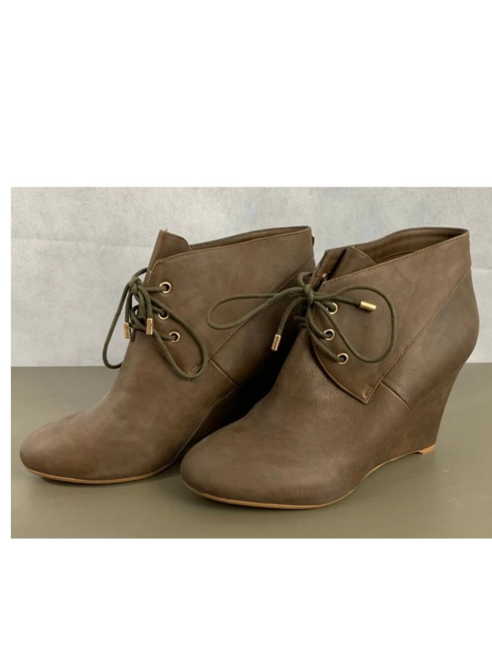 Thalia Sodi Women's Noa Wedge Booties Shoes, Taupe Brown, 11M